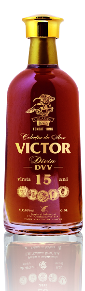 Коньяк "Виктор" 15 лет Калараш, Золотая коллекция. 0,5 л.
