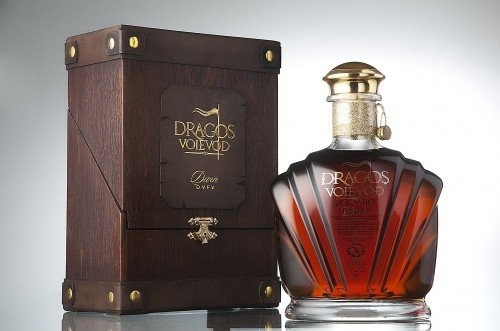 Коньяк "Драгош Воевод" 40 лет, Барза Албэ. 0,7 л.