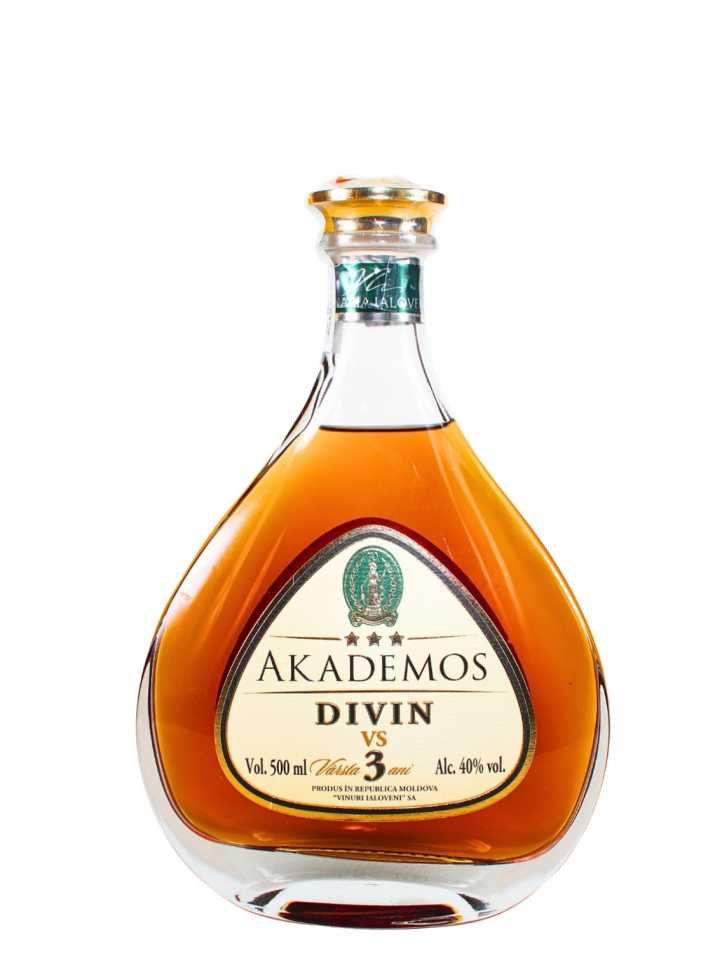 Коньяк «Akademos» VS 3 года, Ialoveni. 0,5