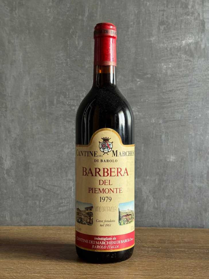Вино Cantine dei Marchesi Barbera del Piemonte 1979 года.