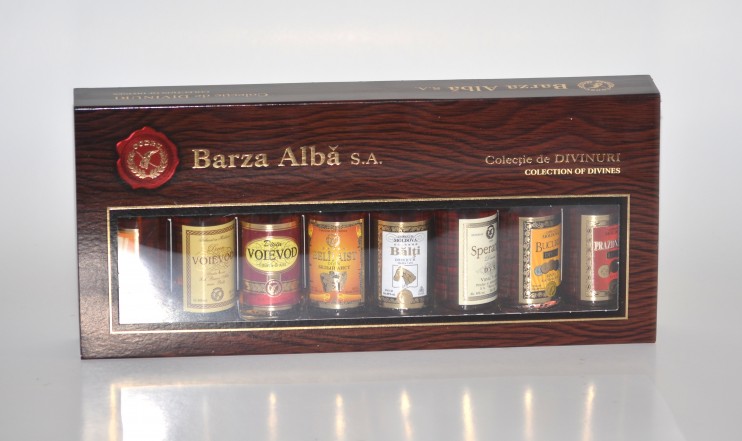 Набор коньяков "Белый Аист" Барза Албэ по 0,05 л.