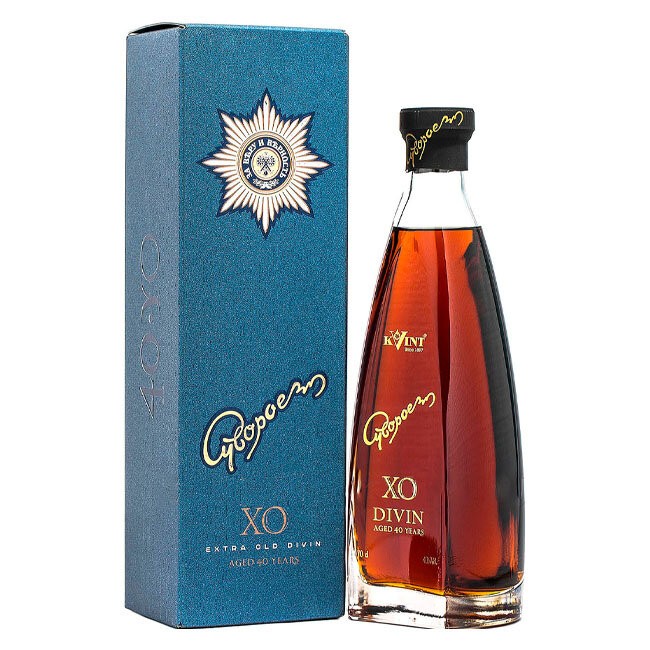 Коньяк КВИНТ "Суворов" 40 лет. 0,7 л.