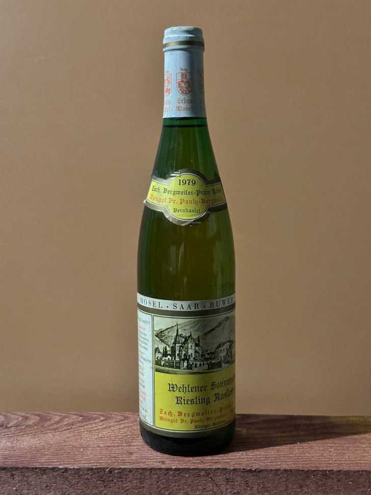 Вино  Dr. Pauly-Bergweiler Wehlener Sonnenuhr Riesling Auslese 1979 года. 0,7 л