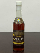 Армянский "Ахтамар 10 лет" 80-е года. 0,5 л.  СССР. Московский з-д.