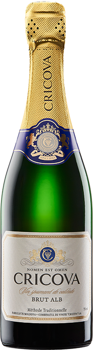Шампанское "Крикова" брют белое.