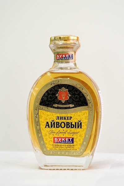 Ликер «Айвовый» Букет Молдавии. 0,7 л.