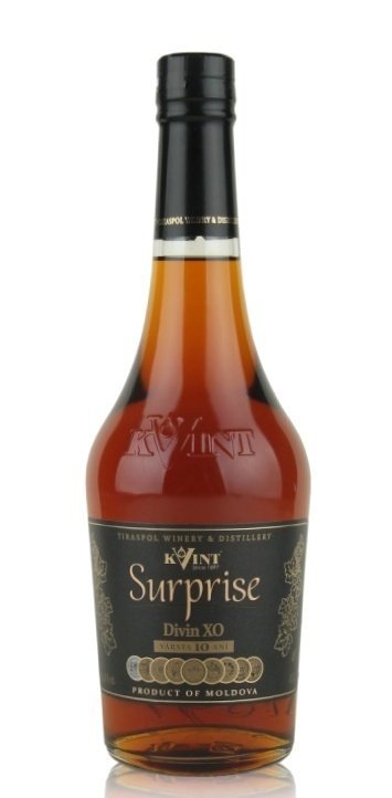 Коньяк КВИНТ "Сюрпризный" 10 лет. Конус 0,5 л.